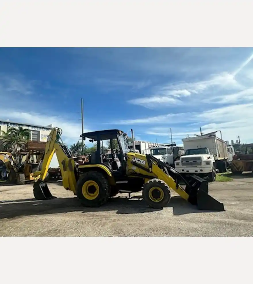 2016 JCB 3CX Backhoe (4x4) - JCB Loader Backhoes - jcb-loader-backhoes-3cx-backhoe-4x4-52f8199f-2.jpg