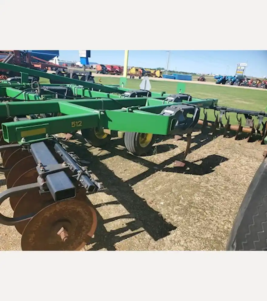 2004 John Deere 512 - John Deere Disc, Tine & Tillage - john-deere-disc-tine-tillage-512-3620185c-3.jpg