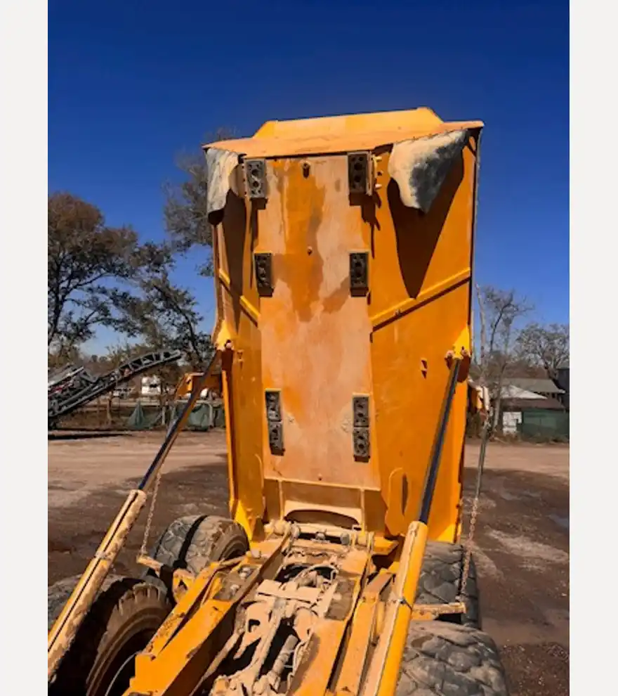 2014 John Deere 410E - John Deere Dump Trucks - john-deere-dump-trucks-410e-41d3a5bd-8.jpeg