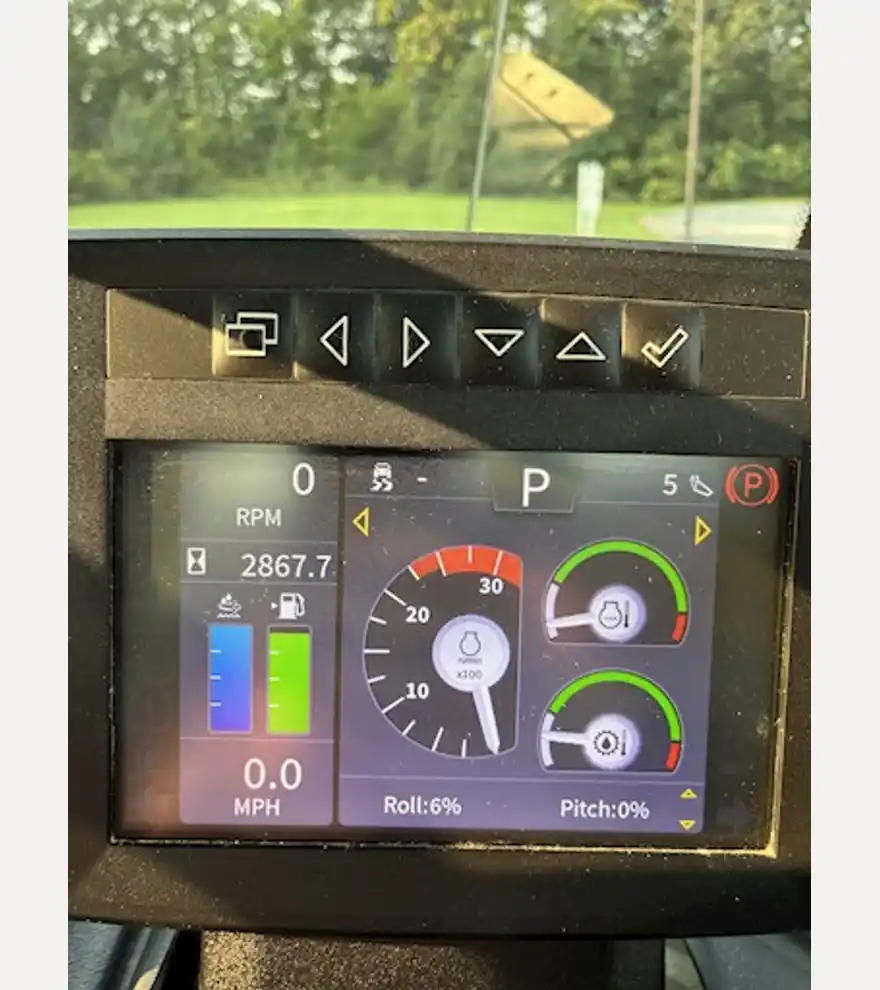 2022 John Deere 410E-II - John Deere Dump Trucks - john-deere-dump-trucks-410e-ii-8beade21-2.jpeg