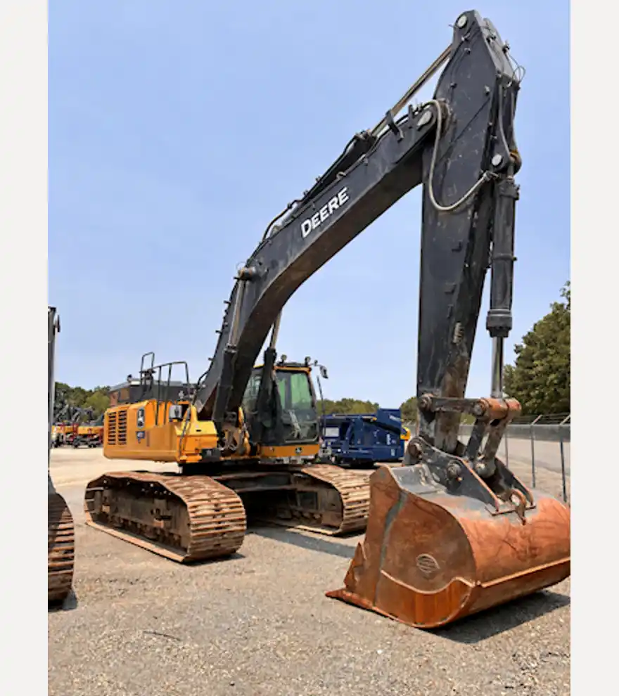 2022 John Deere 470P - John Deere Excavators - john-deere-excavators-470p-c8230b97-1.png