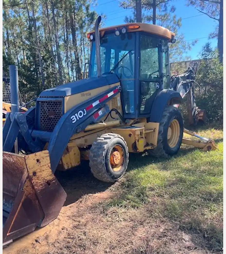 2012 John Deere 310J - John Deere Loader Backhoes - john-deere-loader-backhoes-310j-e6dde996-1.jpg