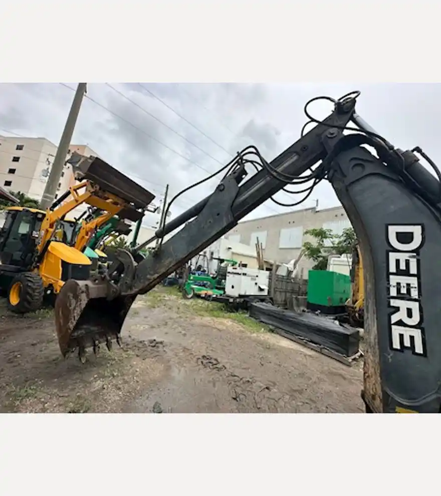 2009 John Deere 310SJ Backhoe (4x4) - John Deere Loader Backhoes - john-deere-loader-backhoes-310sj-backhoe-4x4-1eaa09cf-9.jpg
