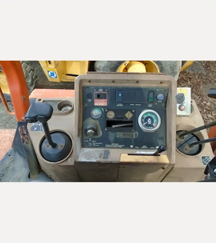 1995 John Deere 410D Loader Backhoe - John Deere Loader Backhoes - john-deere-loader-backhoes-410d-loader-backhoe-949dc037-14.JPG