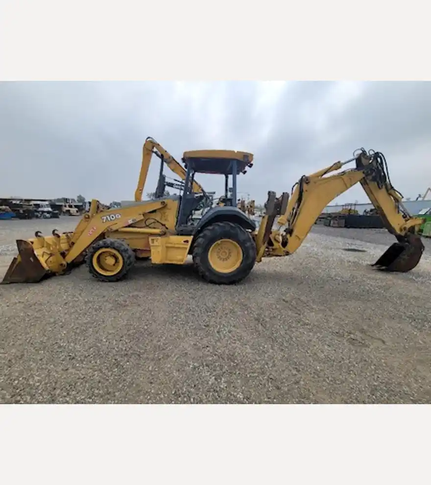 2004 John Deere 710 - John Deere Loader Backhoes - john-deere-loader-backhoes-710-9027cc38-1.jpg
