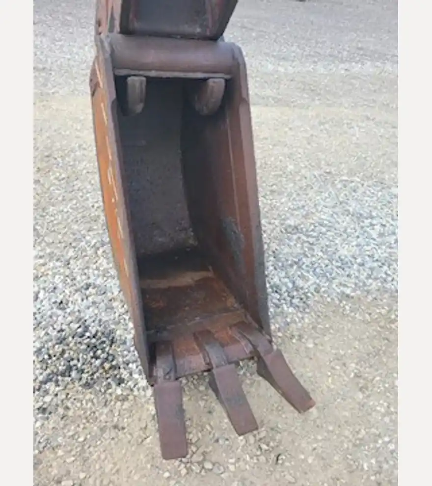 2004 John Deere 710 - John Deere Loader Backhoes - john-deere-loader-backhoes-710-9027cc38-16.jpg