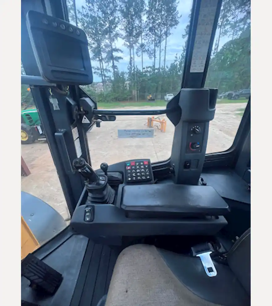 2011 John Deere 544K - John Deere Loaders - john-deere-loaders-544k-930aac1f-3.JPG