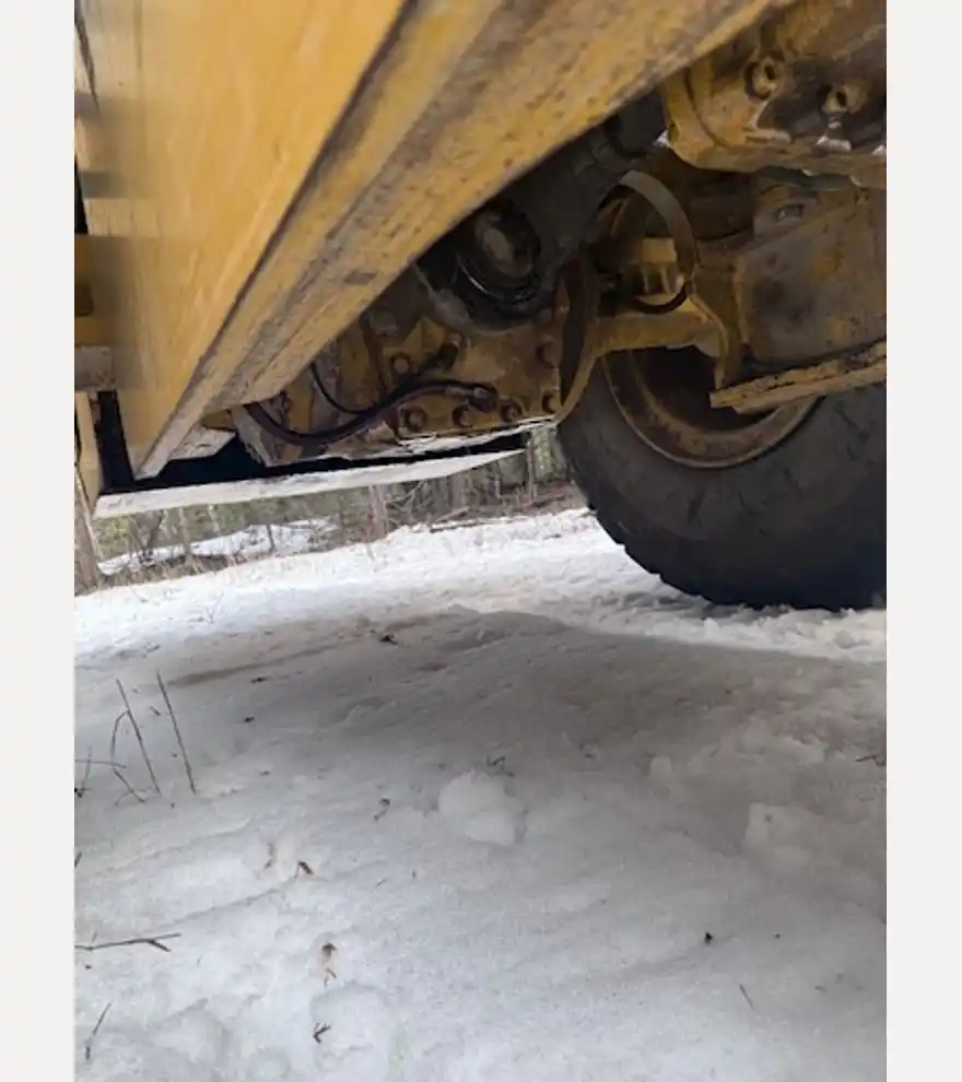 2012 John Deere 644K - John Deere Loaders - john-deere-loaders-644k-b414a5b6-18.jpg
