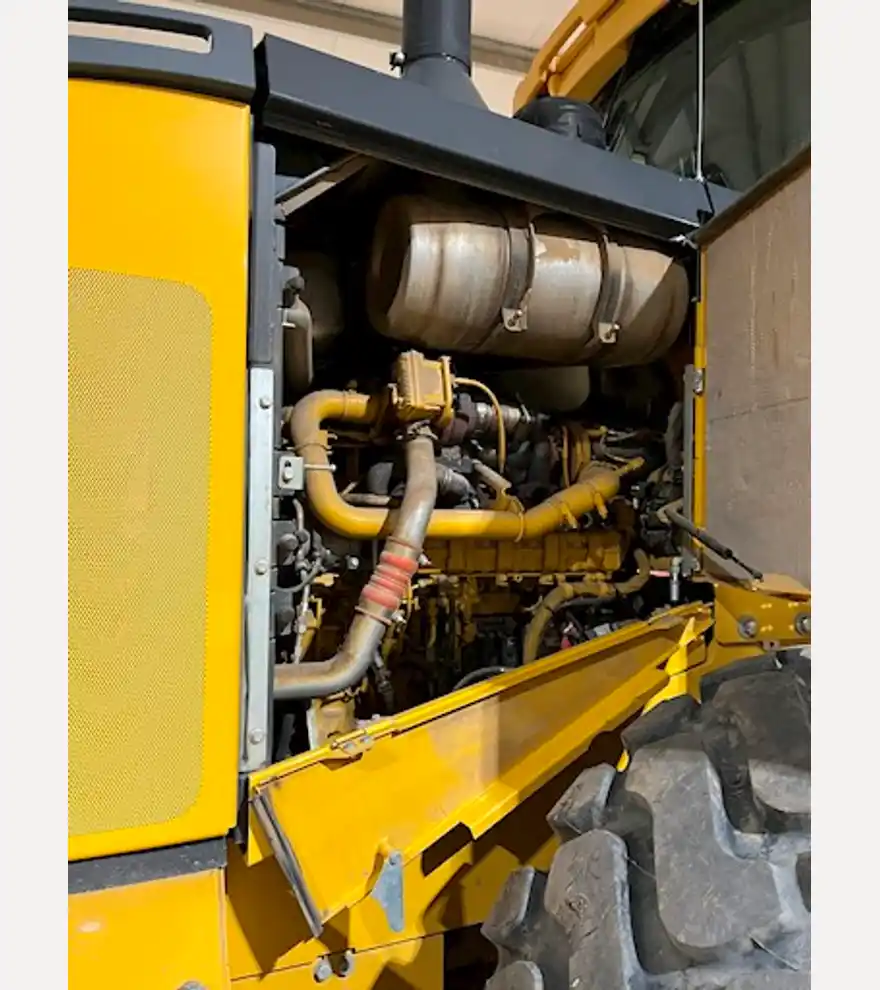 2021 John Deere 644P High Lift Wheel Loader - John Deere Loaders - john-deere-loaders-644p-high-lift-wheel-loader-72d4bf67-4.jpg