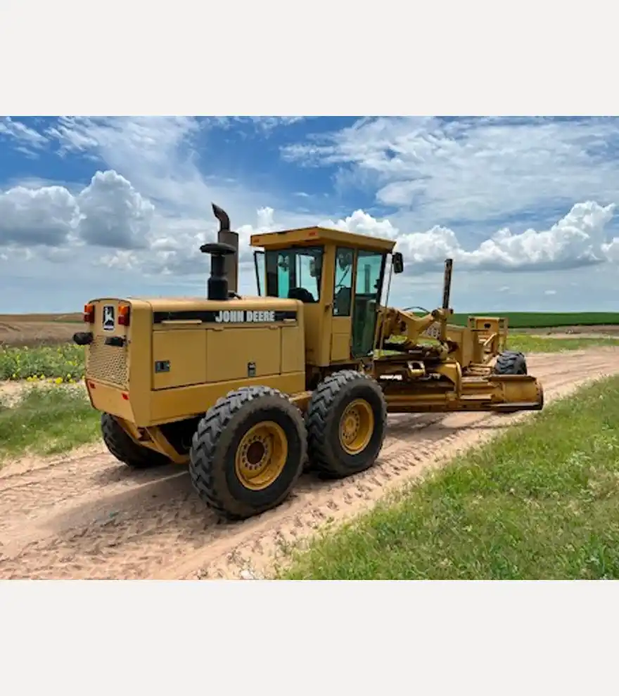 1995 John Deere 770BH Motor Grader - John Deere Motor Grader - john-deere-motor-grader-770bh-motor-grader-3d946108-2.jpg