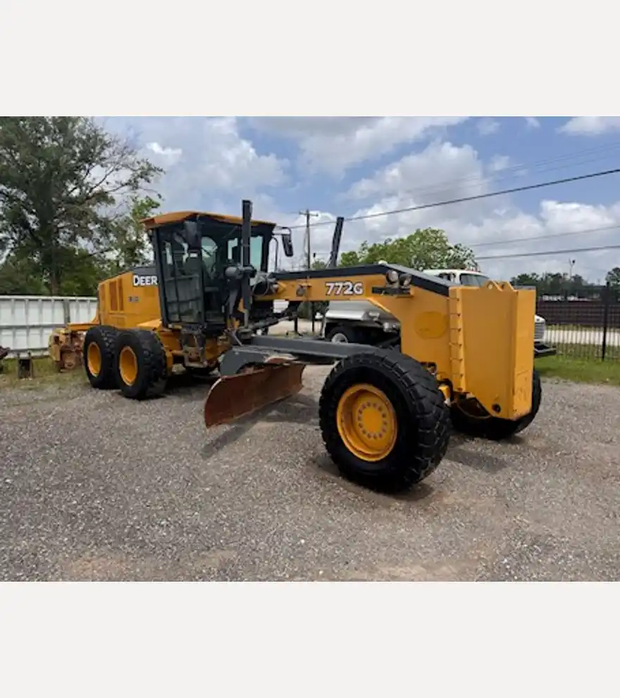 2014 John Deere 772G - John Deere Motor Grader - john-deere-motor-grader-772g-2a80ed79-1.jpeg