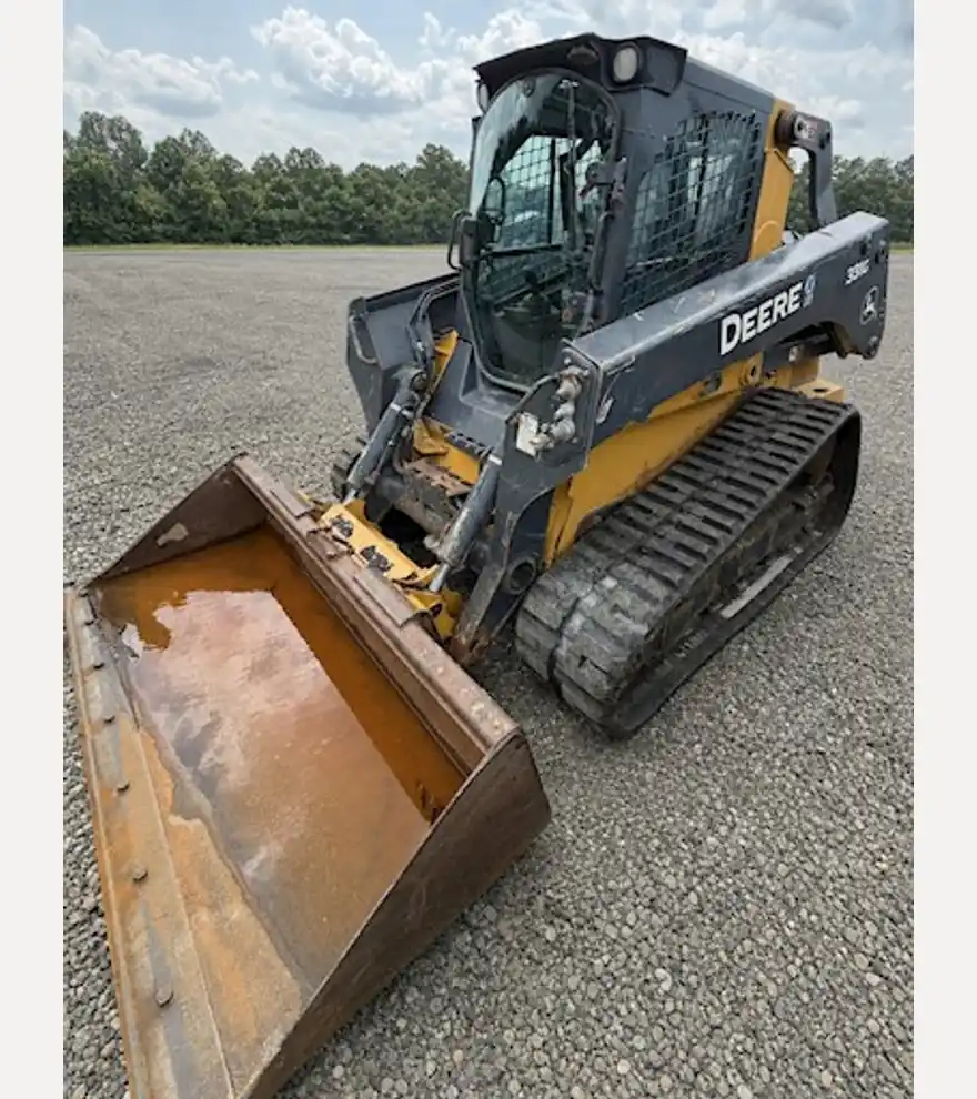2019 John Deere 331G - John Deere Skid Steers - john-deere-skid-steers-331g-d7f48ed1-1.jpg