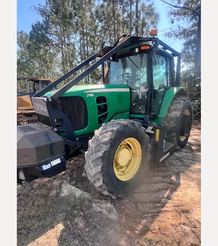 2010 John Deere 7130 - John Deere Tractors - john-deere-tractors-7130-315d7ba7-6.JPG