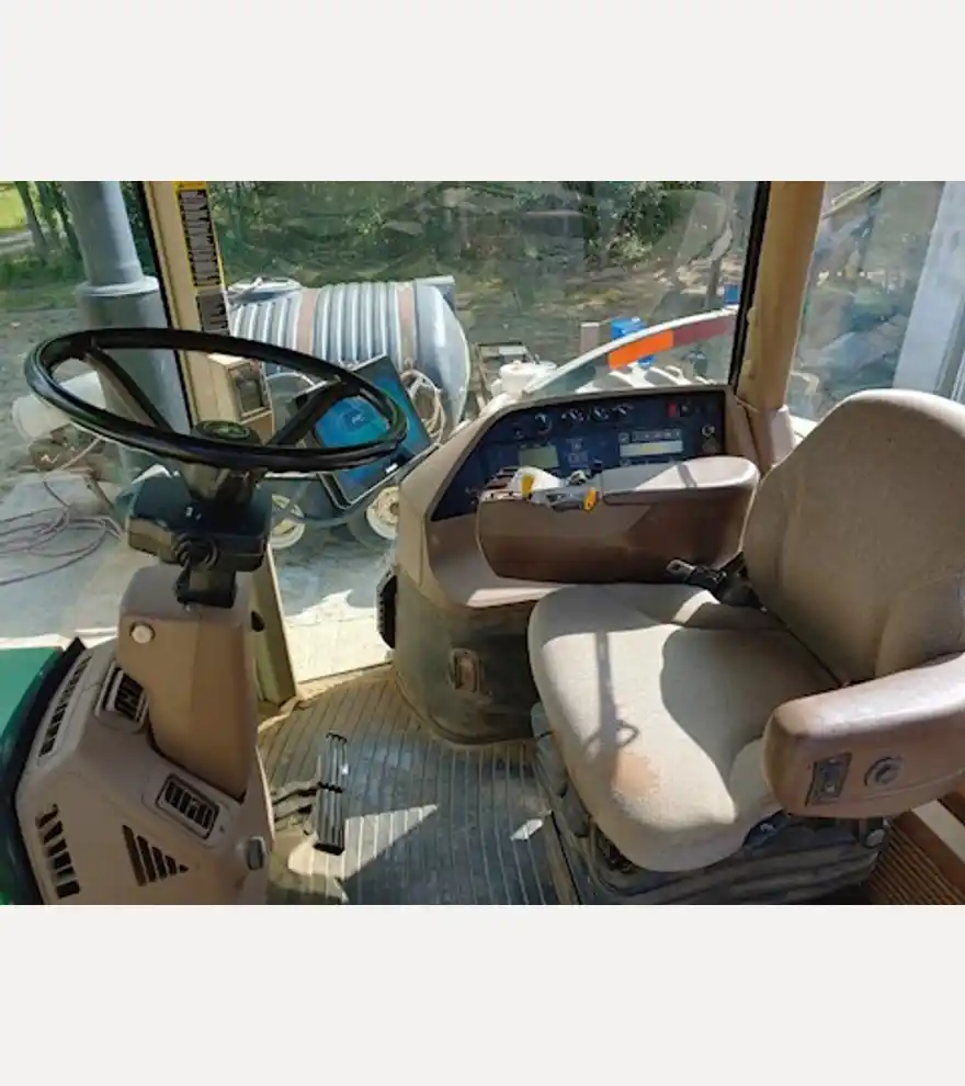 2001 John Deere 8410 - John Deere Tractors - john-deere-tractors-8410-afbfb826-3.jpg