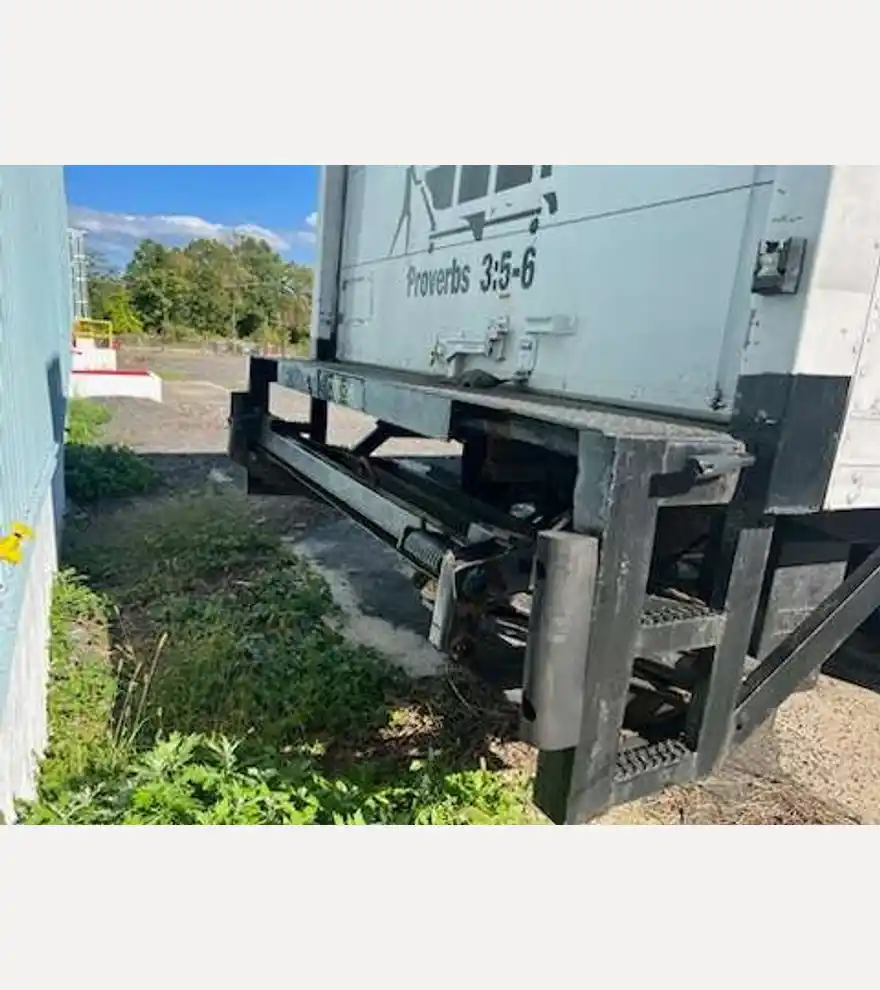 2014 Kenworth KW K27 - Kenworth Freight Trucks - kenworth-freight-trucks-kw-k27-617ee3fb-2.jpg