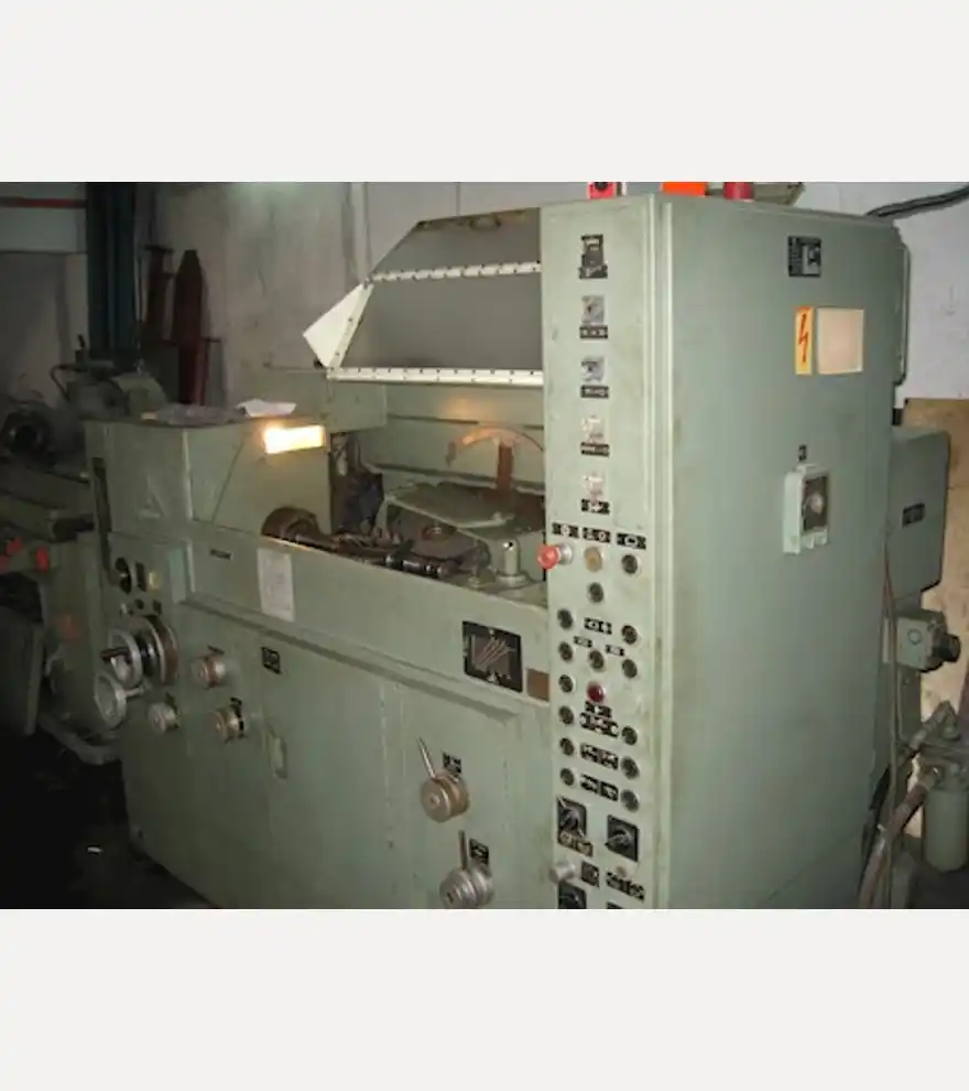  KLINGELNBERG AGW 230 Wet Type Hob Sharpening Machine - KLINGELNBERG Other Construction Equipment - klingelnberg-other-construction-equipment-agw-230-c6a4cb77-2.JPG
