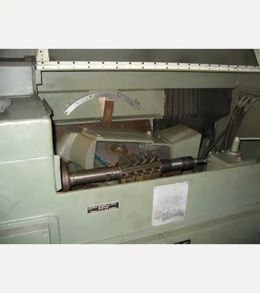  KLINGELNBERG AGW 230 Wet Type Hob Sharpening Machine - KLINGELNBERG Other Construction Equipment - klingelnberg-other-construction-equipment-agw-230-c6a4cb77-3.JPG