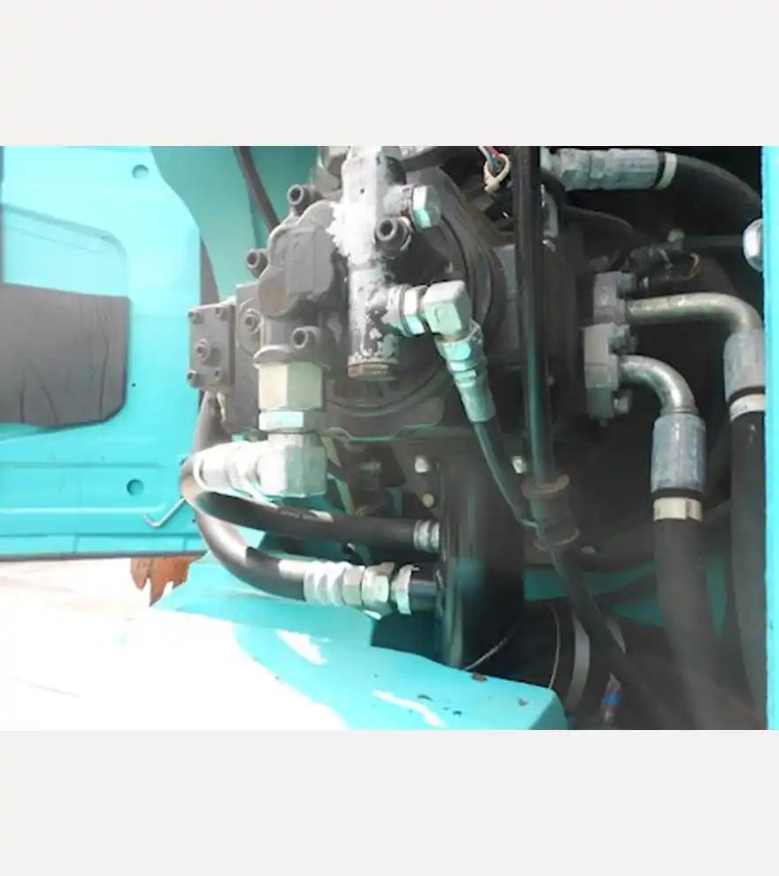 2016 Kobelco SK135SR-3F - Kobelco Excavators - kobelco-excavators-sk135sr-3f-dbd4b714-11.JPG