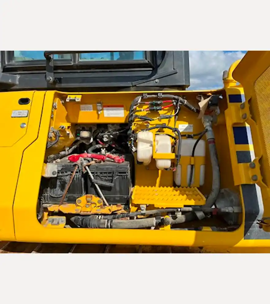 2019 Komatsu D61PX-24 - Komatsu Bulldozers - komatsu-bulldozers-d61px-24-df94b7fe-9.jpg