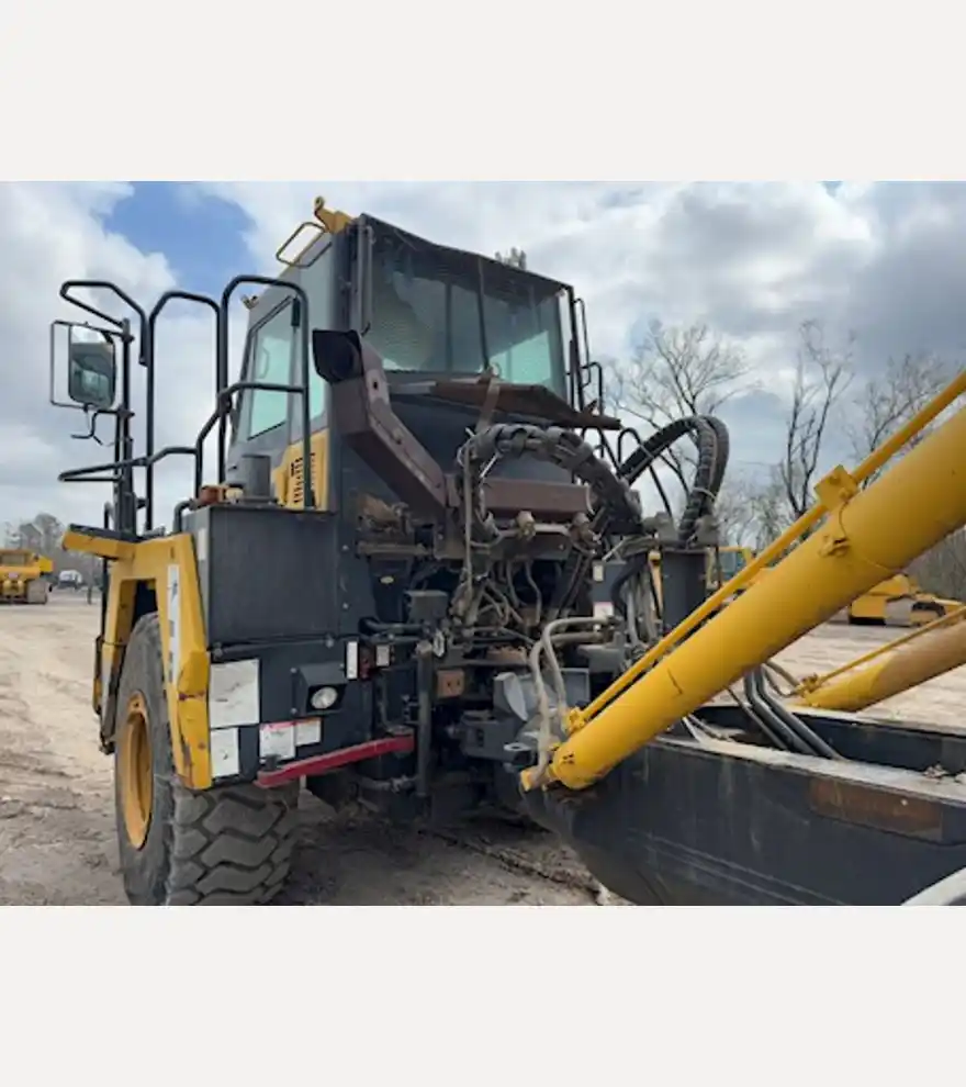 2014 Komatsu HM300-3 - Komatsu Dump Trucks - komatsu-dump-trucks-hm300-3-de8d803b-10.jpeg