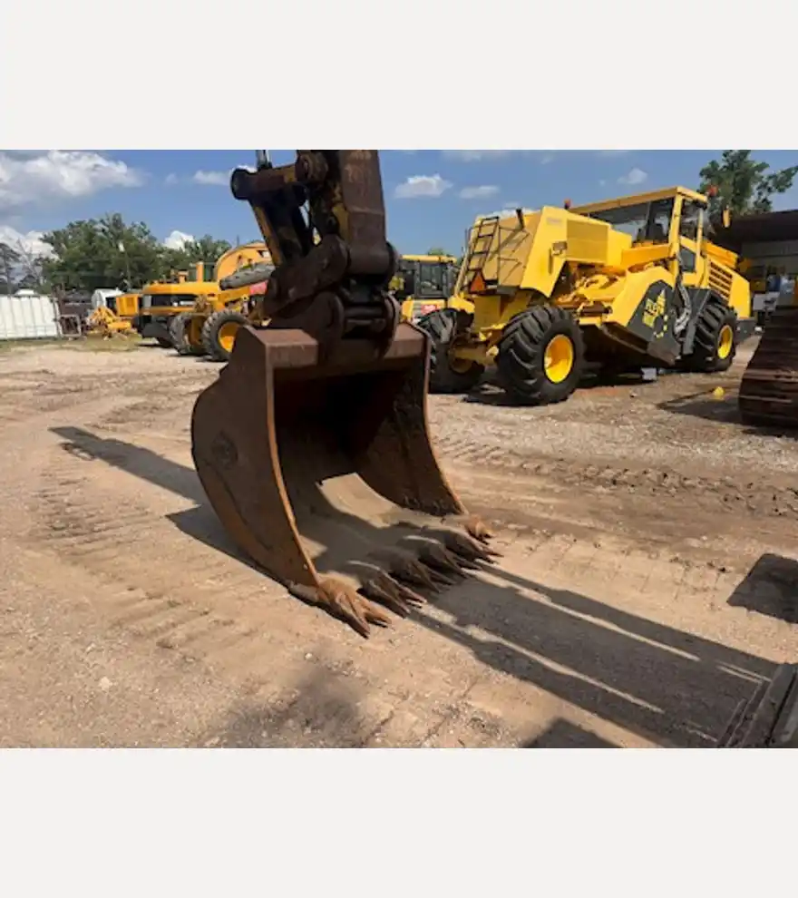 2012 Komatsu PC360LC-10 - Komatsu Excavators - komatsu-excavators-pc360lc-10-271929e8-6.jpeg