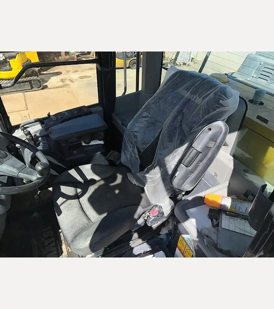 2017 Komatsu WA380-8 - Komatsu Loaders - komatsu-loaders-wa380-8-94e4b109-2.jpg