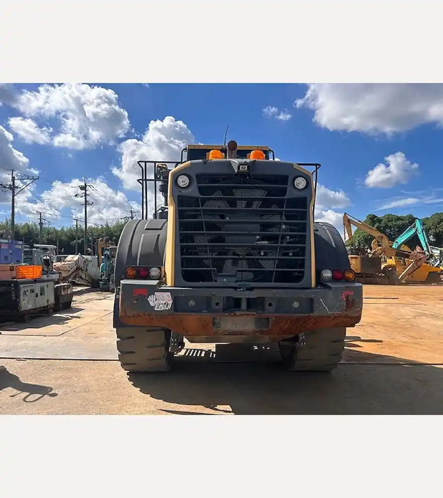 2017 Komatsu WA380-8 - Komatsu Loaders - komatsu-loaders-wa380-8-94e4b109-4.jpg
