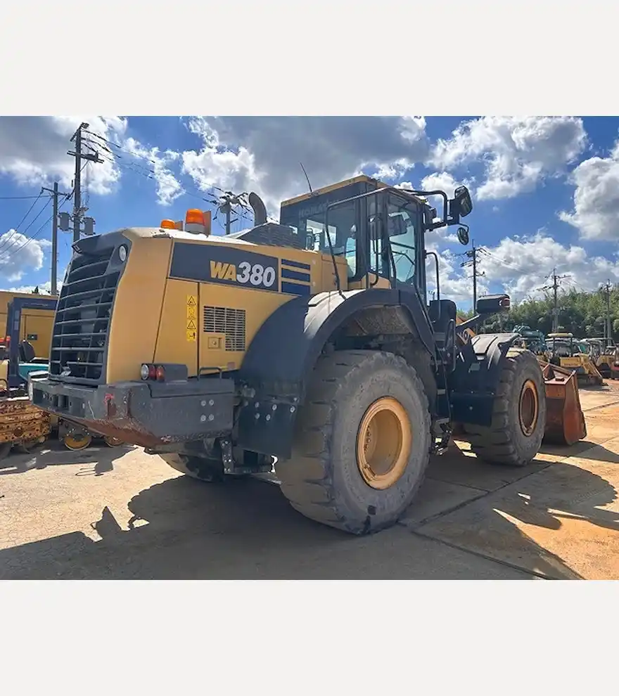 2017 Komatsu WA380-8 - Komatsu Loaders - komatsu-loaders-wa380-8-94e4b109-8.jpg