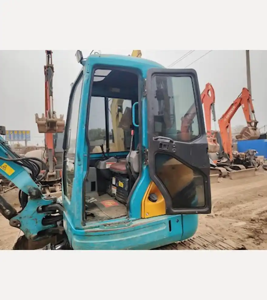  Kubota 155-3 - Kubota Excavators - kubota-excavators-155-3-242e4e7f-15.jpg