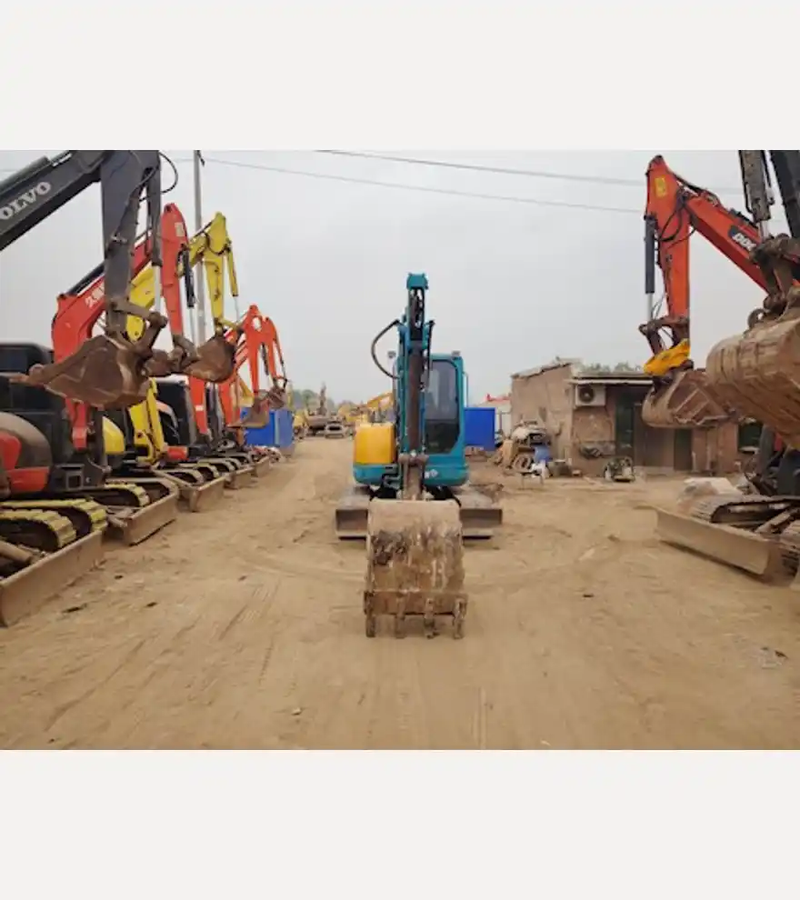  Kubota 155-3 - Kubota Excavators - kubota-excavators-155-3-242e4e7f-3.jpg