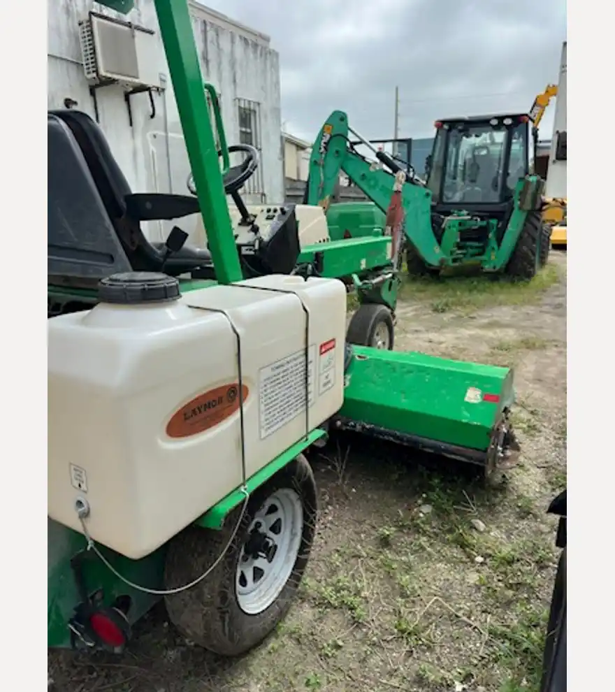 2017 Lay-Mor SM300 Towable Broom - Lay-Mor Sweepers & Broom Equipment - lay-mor-sweepers-broom-equipment-sm300-towable-broom-9584d81c-6.jpg