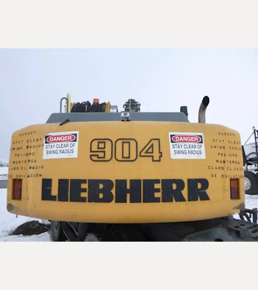 2009 Liebherr A904C 2732 - Liebherr Excavators - liebherr-excavators-a904c-2732-430c68fe-26.jpg