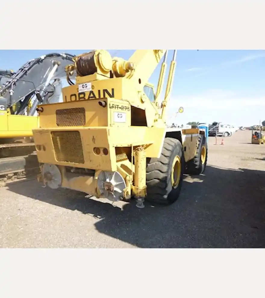 1979 Lorain LRT275 27.5 Ton Rough Terrain Crane (2602) - Lorain Cranes - lorain-cranes-lrt275-27-5-ton-rough-terrain-crane-2602-3dda8934-4.jpg