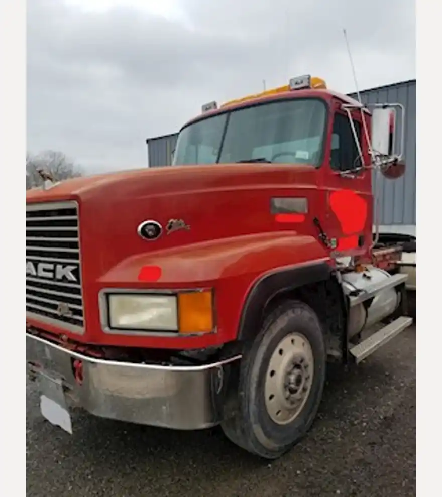 1996 Mack CL713 Road Tractor - Mack Cab Chassis Trucks - mack-cab-chassis-trucks-cl713-road-tractor-bc831694-3.jpg