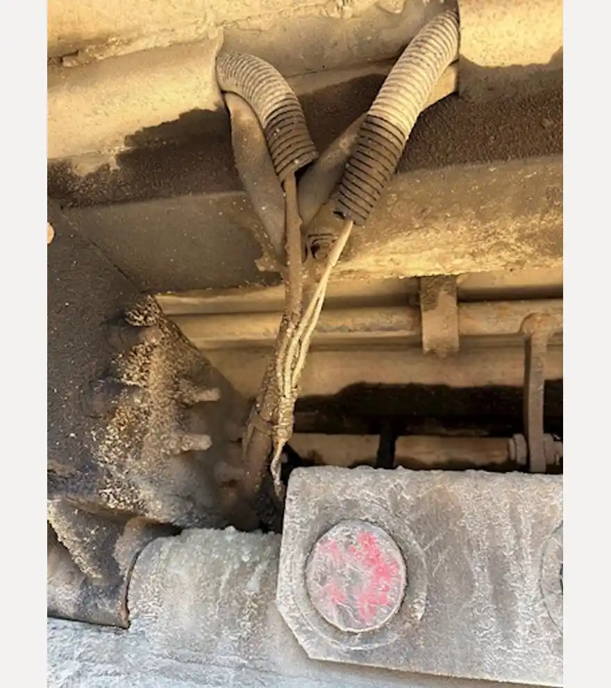 2014 Mack GU713 Quint Axle Dump Truck (Stk#: 3423) - Mack Dump Trucks - mack-dump-trucks-gu713-quint-axle-dump-truck-stk-3423-d765b09c-20.jpg