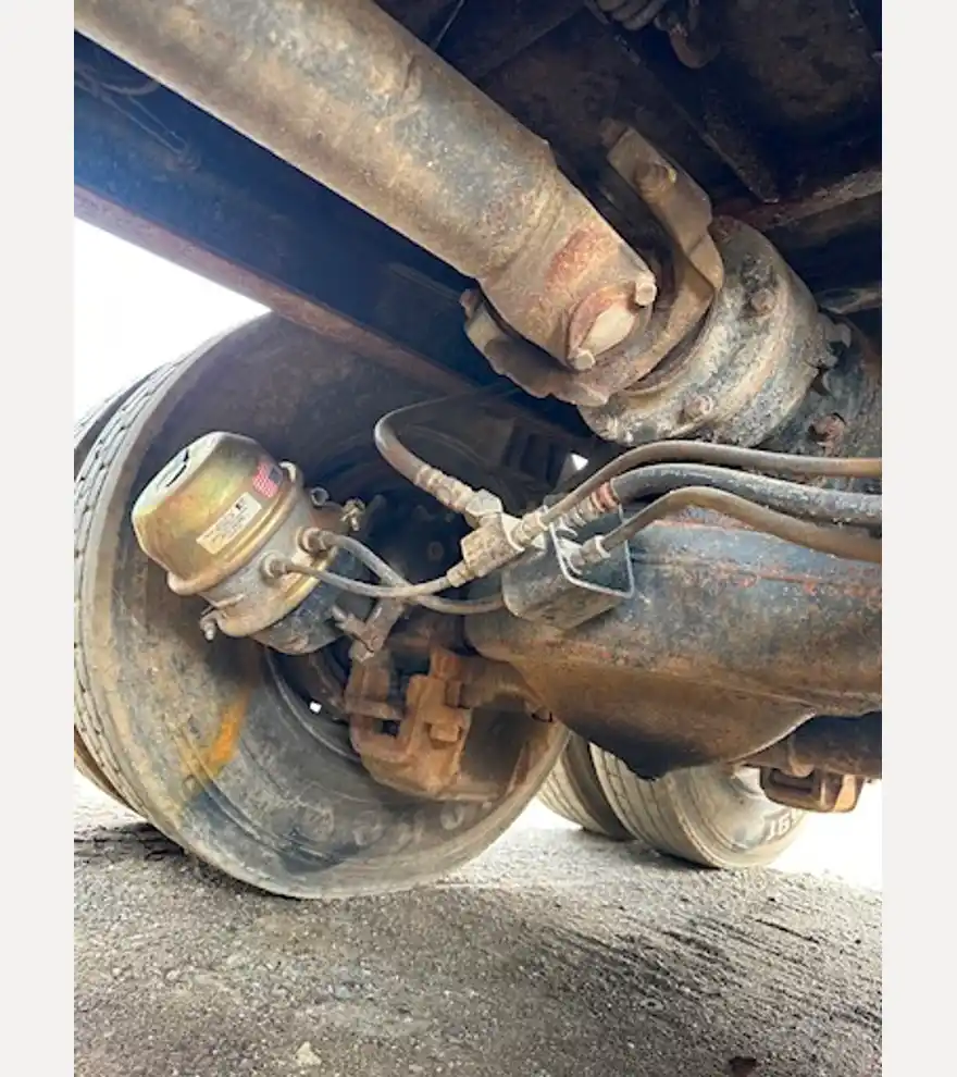 1996 Mack RD690S - Mack Dump Trucks - mack-dump-trucks-rd690s-7ab0f4ee-4.JPG