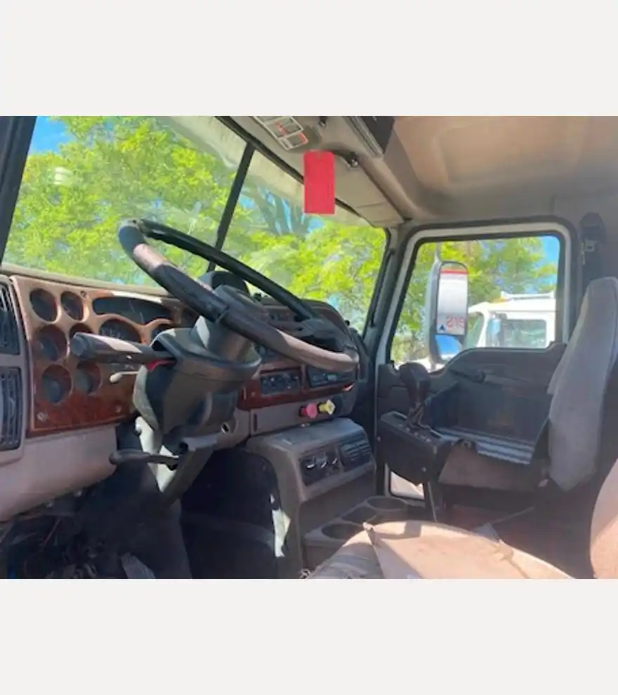 2007 Mack CXN613 Road Tractor (Multiple For Sale) - Mack Other Trucks & Trailers - mack-other-trucks-trailers-cxn613-road-tractor-multiple-for-sale-4224854f-3.jpeg
