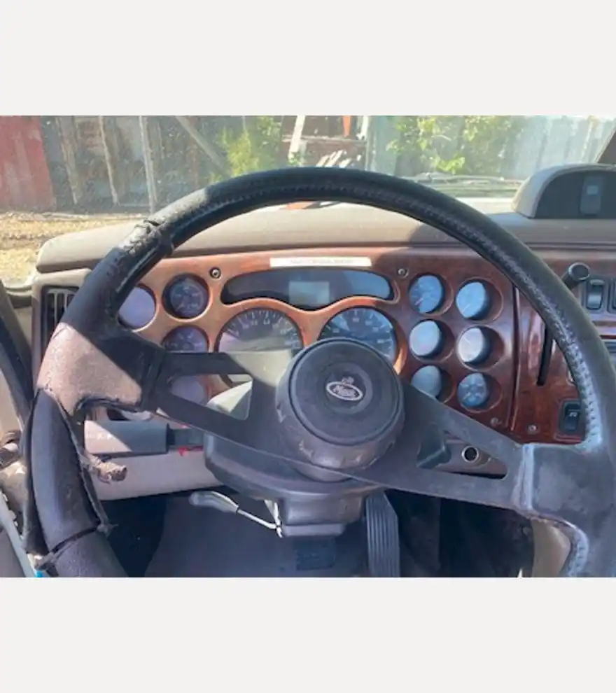2007 Mack CXN613 Road Tractor (Multiple For Sale) - Mack Other Trucks & Trailers - mack-other-trucks-trailers-cxn613-road-tractor-multiple-for-sale-4224854f-4.jpeg