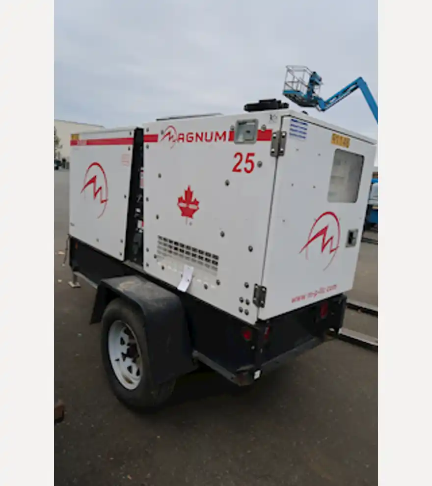 2013 Magnum MMG25FHICAN6 - Magnum Other Construction Equipment - magnum-other-construction-equipment-mmg25fhican6-9ae861ca-10.JPG