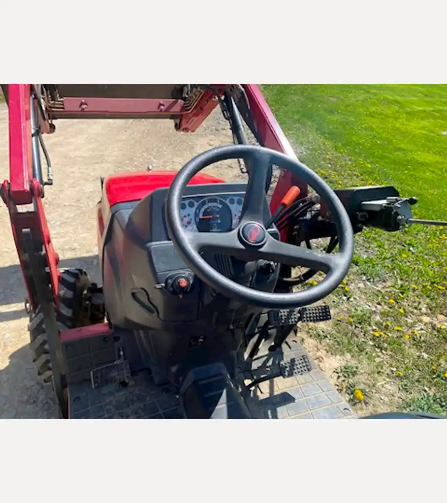 2010 Mahindra Max 28XL - Mahindra Tractors - mahindra-tractors-max-28xl-4f24b9e8-3.jpg