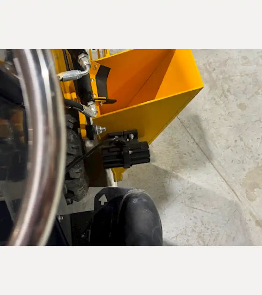 2024 McCown Technology Corporation STV300 Grout Machine - McCown Technology Corporation Asphalt & Conrete - mccown-technology-corporation-asphalt-conrete-stv300-grout-machine-737cf1ea-1.JPG