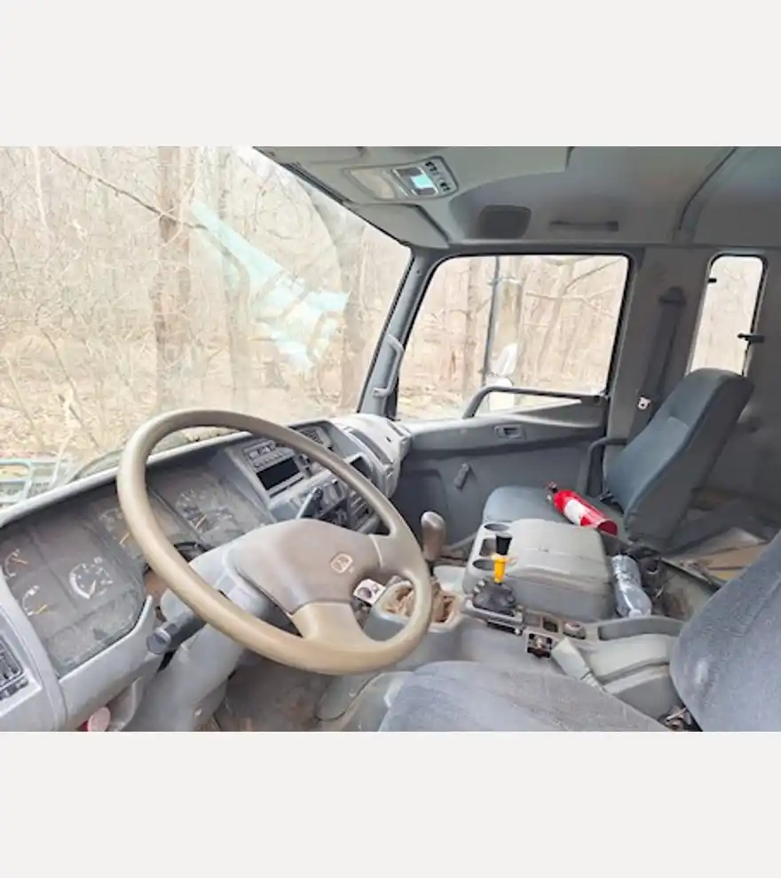 1998 Mitsubishi Fuso-FM657 - Mitsubishi Dump Trucks - mitsubishi-dump-trucks-fuso-fm657-d2c4b1c7-7.jpg