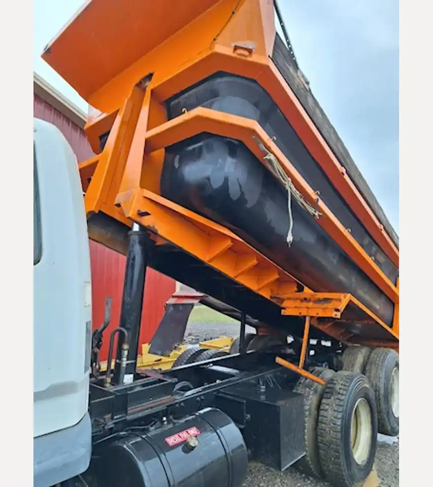 1998 Mitsubishi Fuso-FM657 - Mitsubishi Dump Trucks - mitsubishi-dump-trucks-fuso-fm657-d2c4b1c7-9.jpg