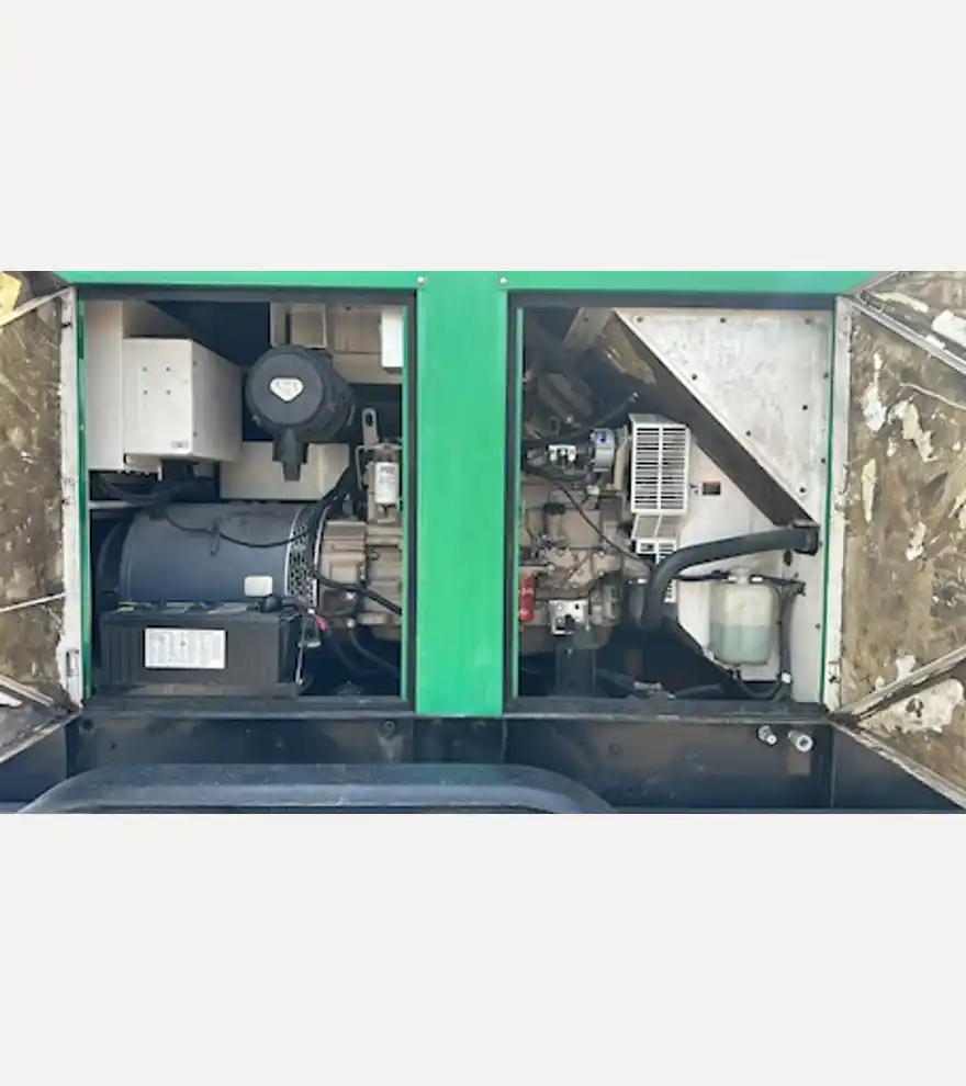 2015 Multiquip DCA 125 Towable Generator - Multiquip Generators - multiquip-generators-dca-125-towable-generator-709a1b29-8.jpg