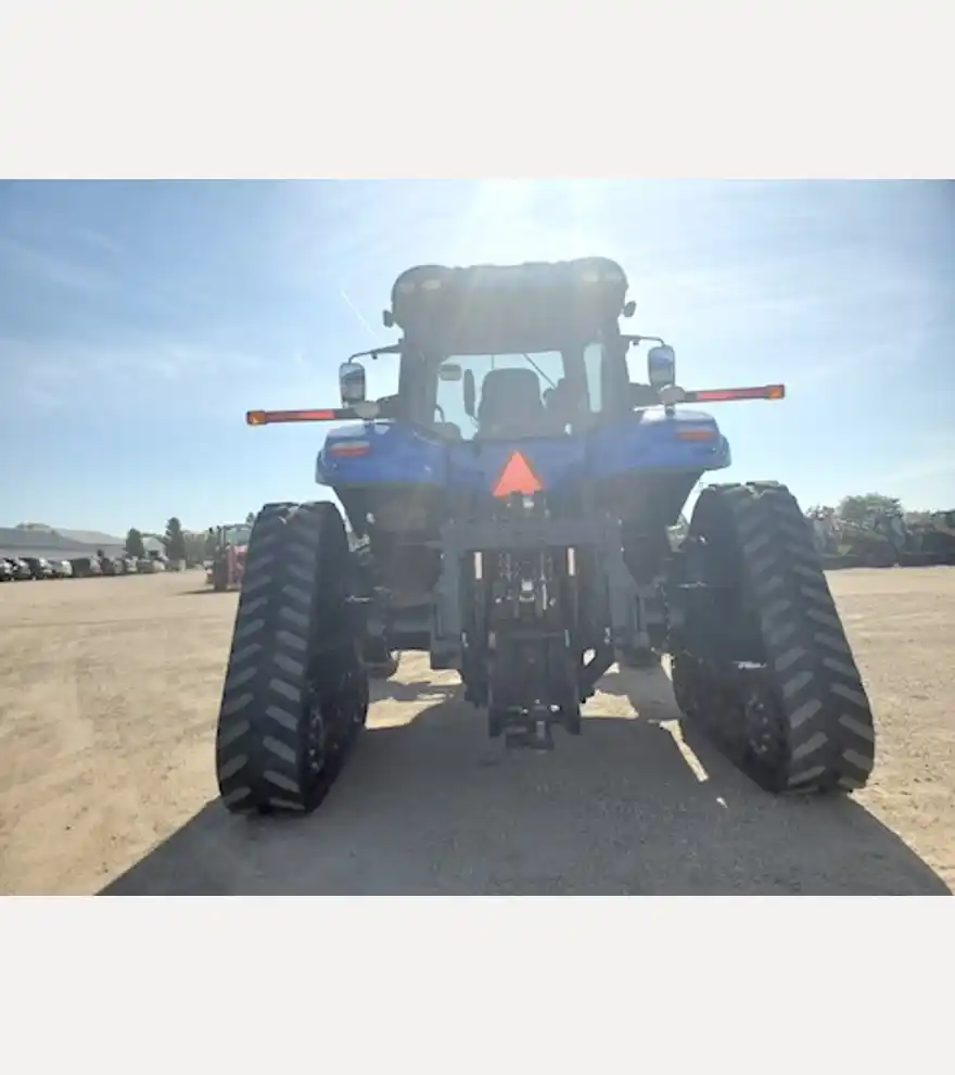 2015 New Holland T8.410 - New Holland Tractors - new-holland-tractors-t8-410-5bcb6536-2.jpeg