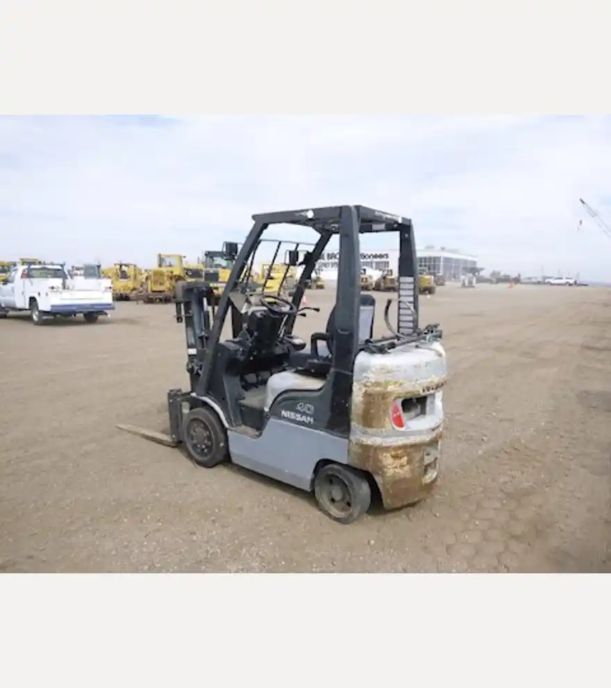 Nissan MCPL02A20LV Warehouse Short Mast Forklift (2468) for sale