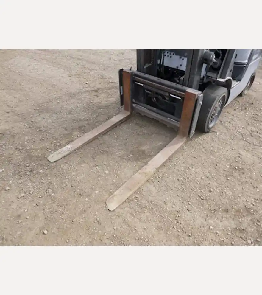  Nissan MCPL02A20LV Warehouse Short Mast Forklift (2468) - Nissan Forklifts - nissan-forklifts-mcpl02a20lv-warehouse-short-mast-forklift-2468-555a474e-8.jpg