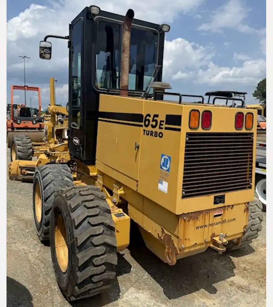 2012 NorAm 65E - NorAm Motor Grader - noram-motor-grader-65e-93d758ba-3.jpg