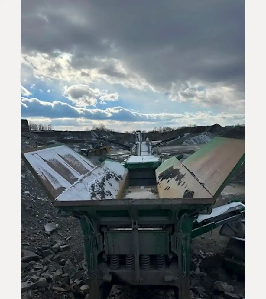 2016 Other McCloskey J50 V2 50x29 Track Jaw Crusher - Other Crushers - other-crushers-mccloskey-j50-v2-50x29-track-jaw-crusher-5b5698a0-7.jpg