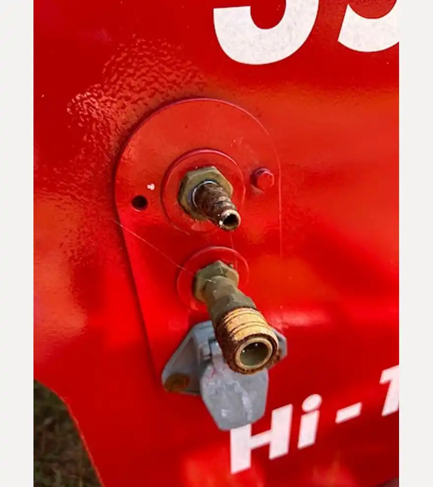 2005 Other Eager Beaver 35GSL Lowboy Trailer - Other Other Trucks & Trailers - other-other-trucks-trailers-eager-beaver-35gsl-lowboy-trailer-8f42c42a-9.jpg